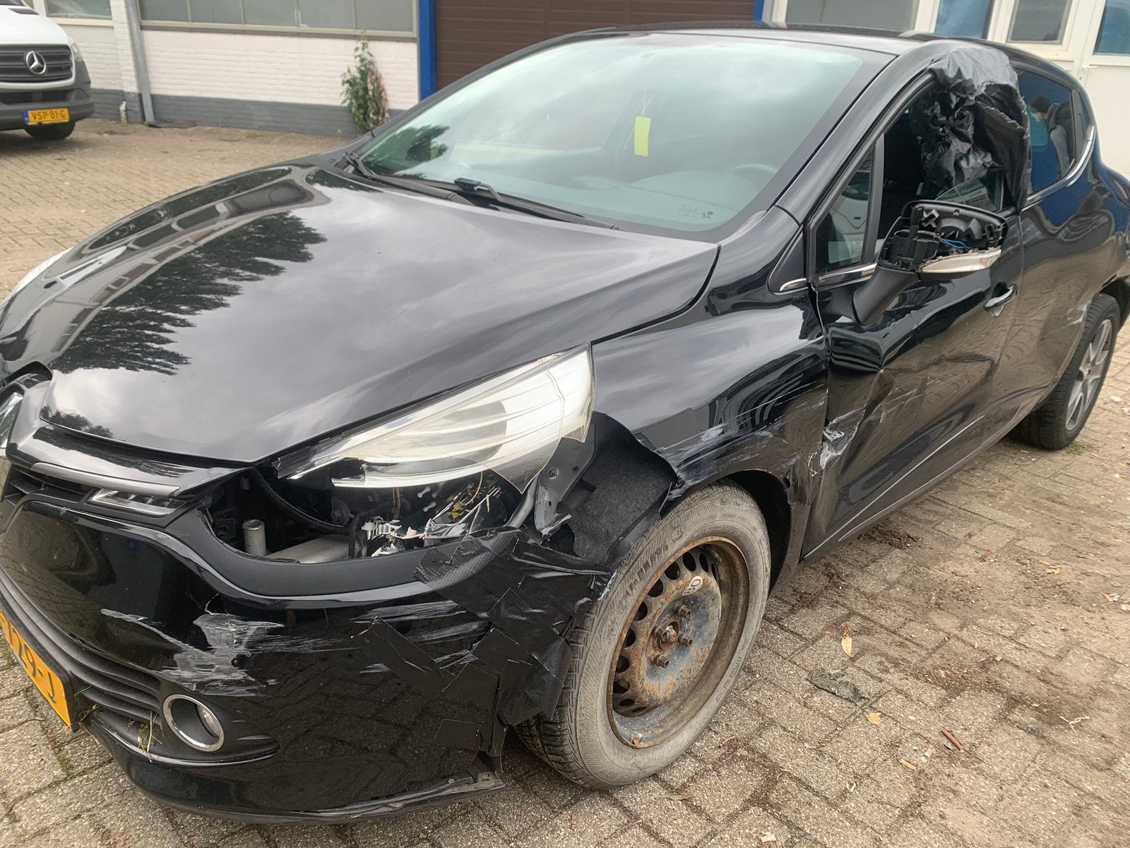 Renault clio 1.5dci airco met schade export, Auto diversen, Zwart, 1500 cc, Ophalen of Verzenden, Hatchback