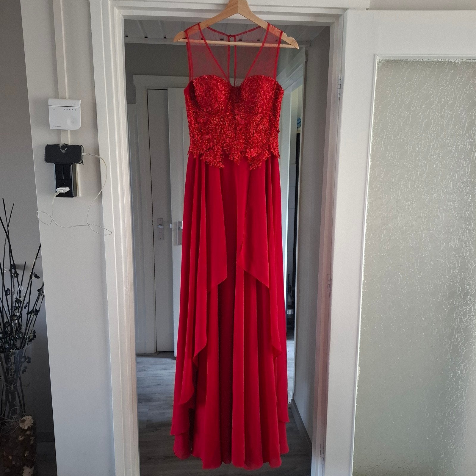 Prachtige rode avondjurk / galajurk - Maat 38, Kleding | Dames, Jurken, Ophalen, Nieuw, Maat 38/40 (M), Rood