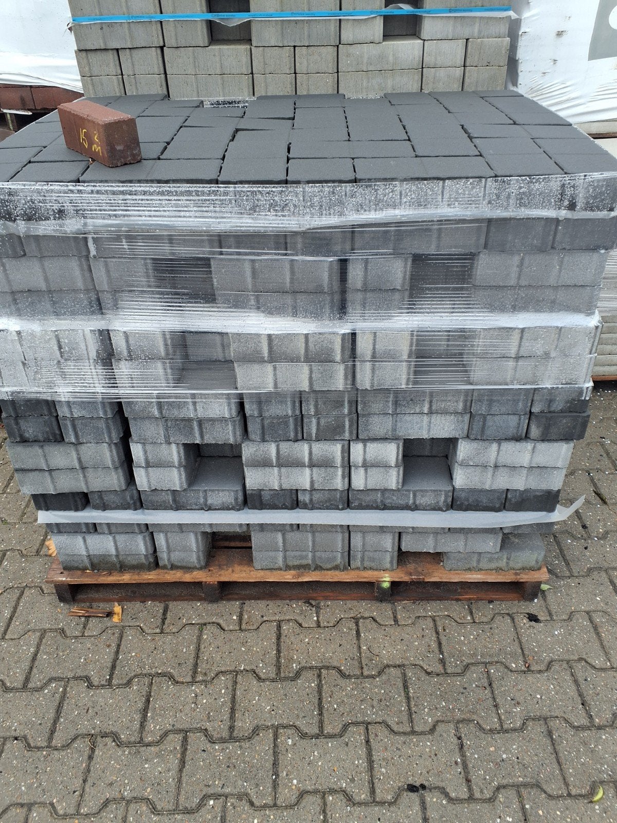 Kleine Partij Strakke Duitse Betonklinkers - Antraciet- 15m², Ophalen of Verzenden, Nieuw, Beton, Klinkers