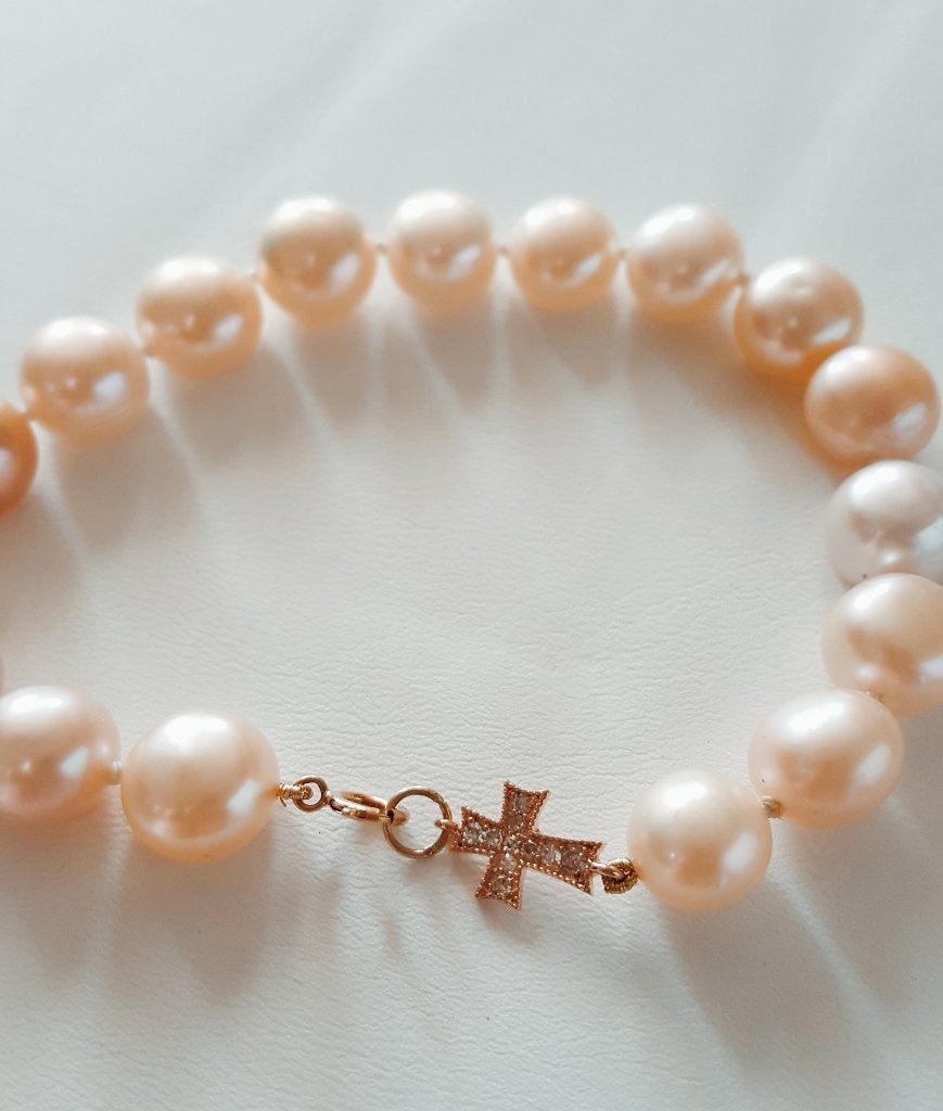 Parels armband met gouden slot en diamanten, Ophalen of Verzenden, Zo goed als nieuw, Met edelsteen, Goud