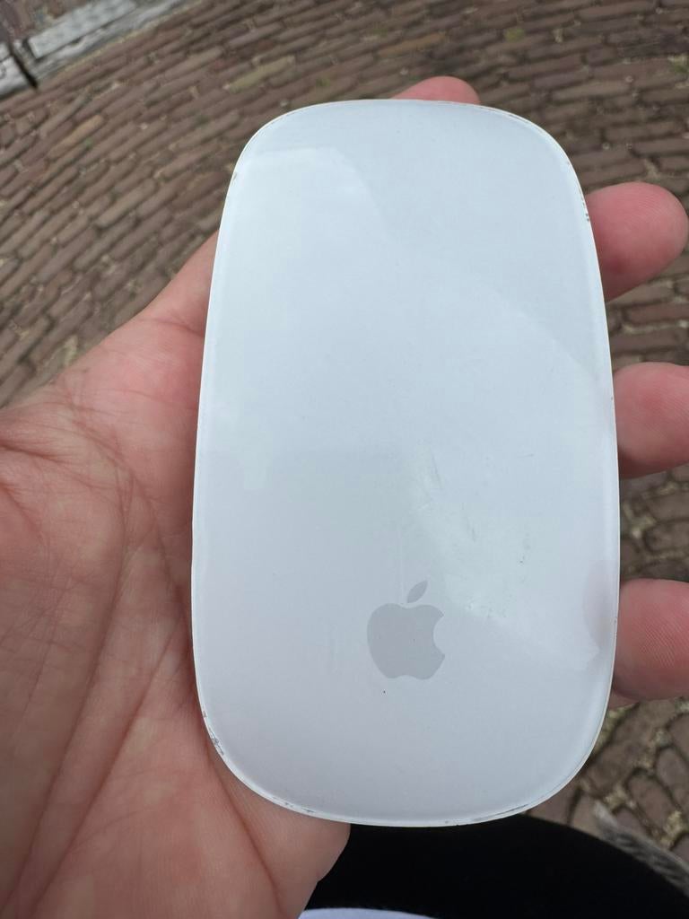 Apple Magic Mouse 2, Computers en Software, Muizen, Ophalen of Verzenden, Gebruikt, Draadloos