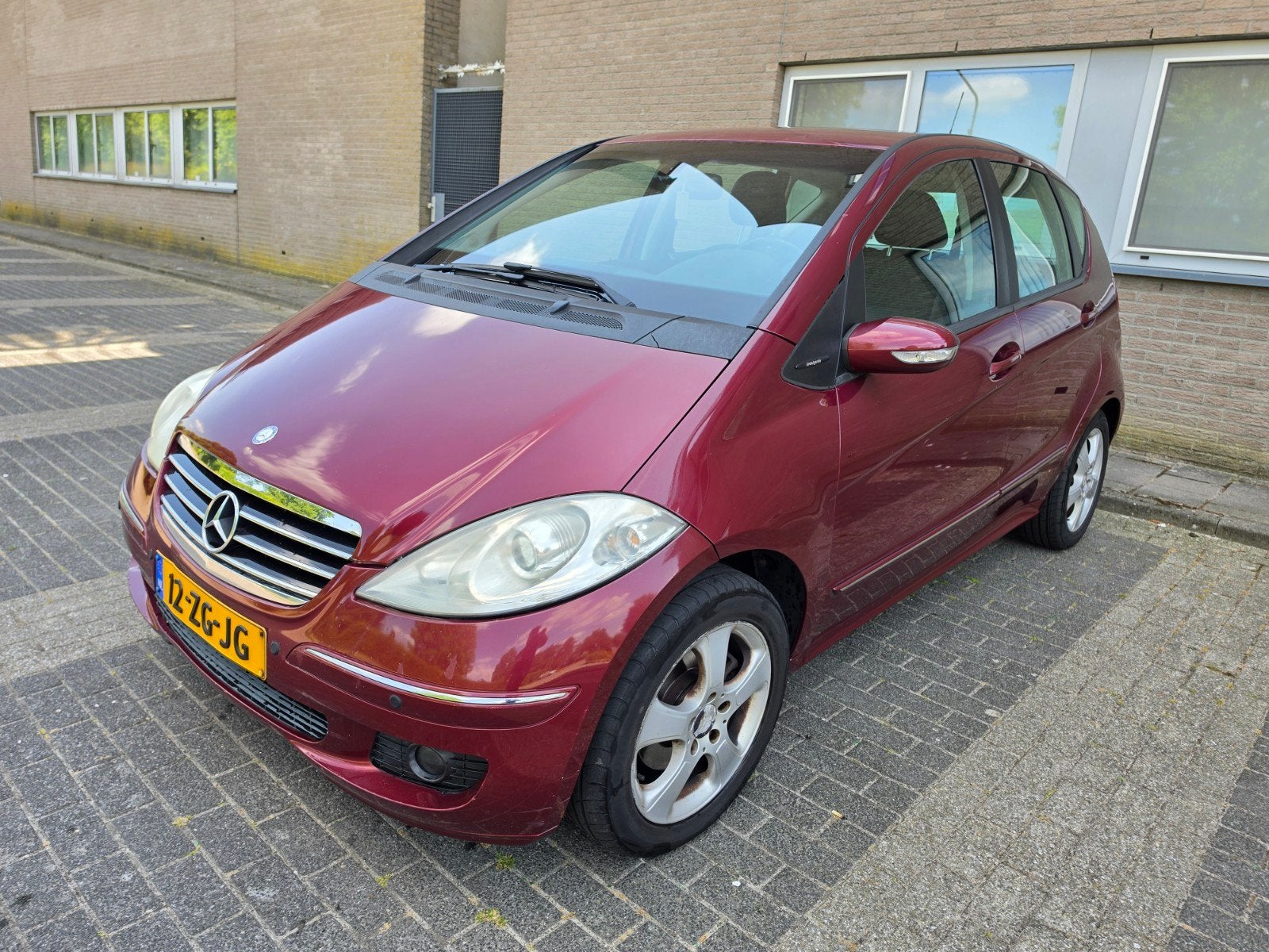 Mercedes-Benz A-Klasse 1.7 A180 5DRS CVT 2008 Rood, Auto's, Zwart, 4 cilinders, Leder en Stof, 595 kg