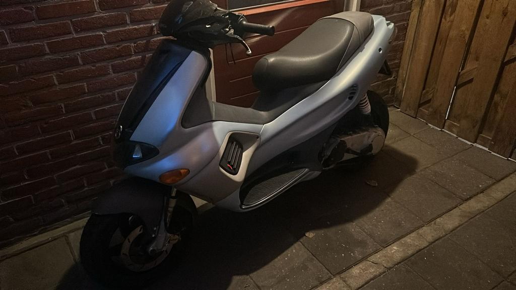 Gilera runner  sprinter, Fietsen en Brommers, Scooters | Overige merken, Ophalen, Zo goed als nieuw, Benzine