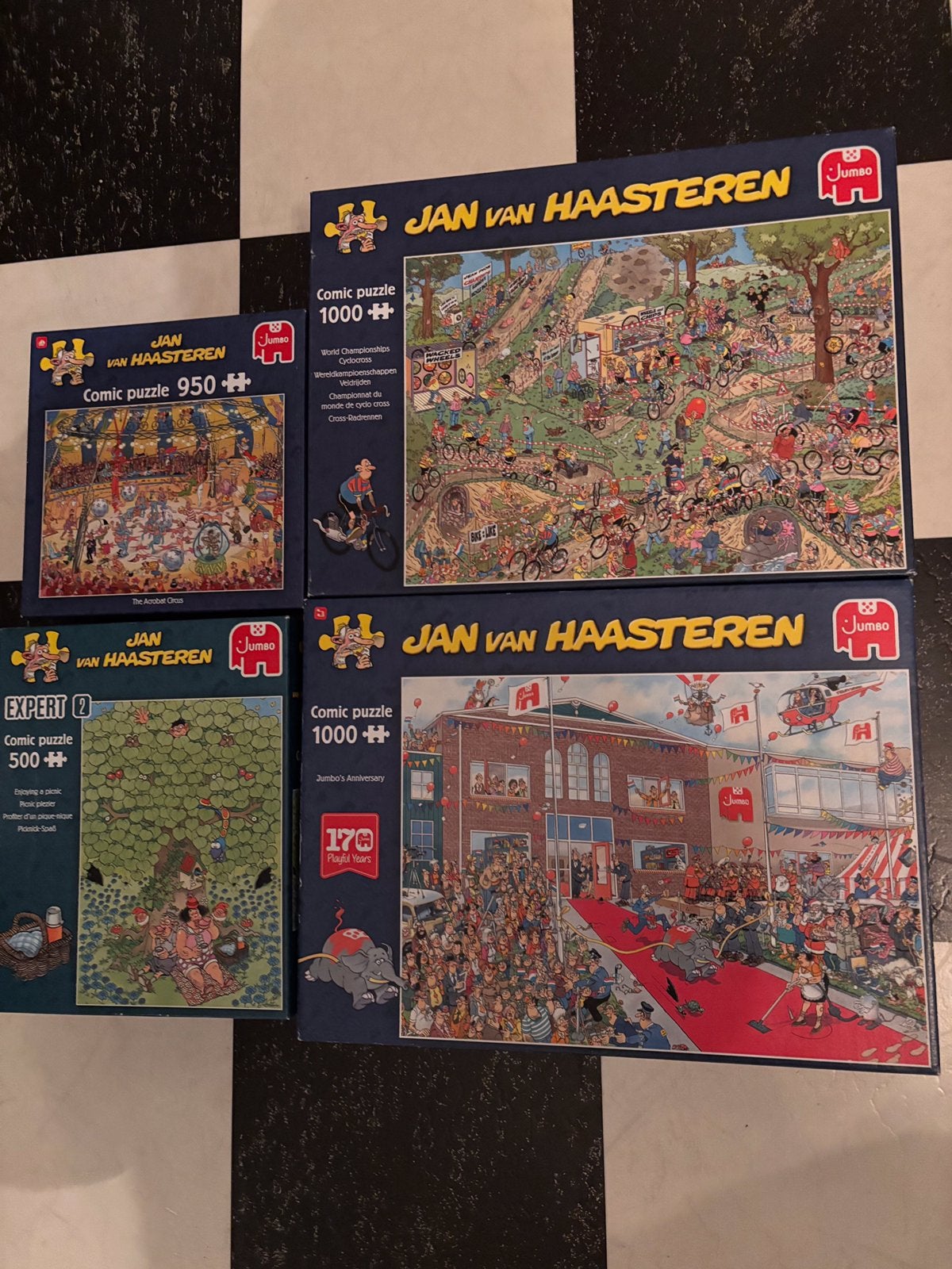 4 puzzels van Van Haasteren, Ophalen, 500 t/m 1500 stukjes, Zo goed als nieuw