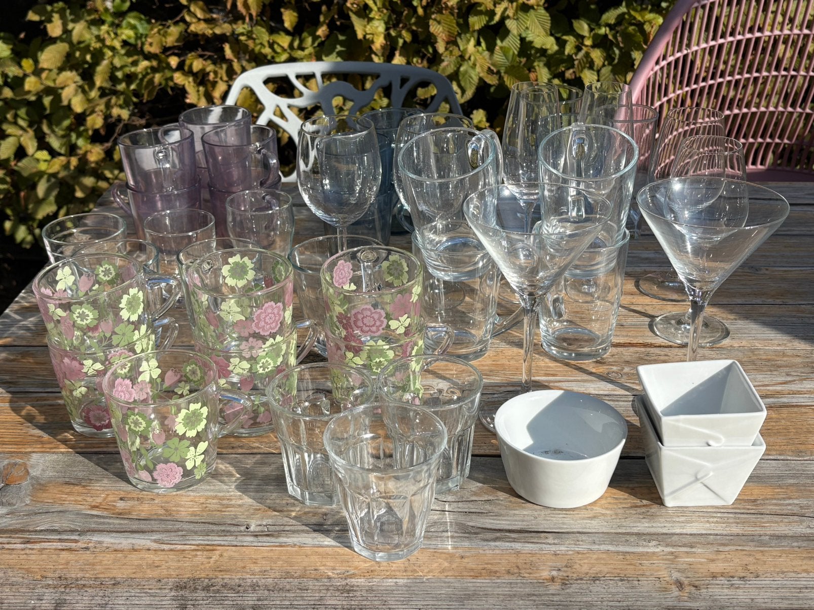 Set glazen (waterglazen, wijnglazen) en bakjes, Ophalen of Verzenden, Zo goed als nieuw, Overige typen