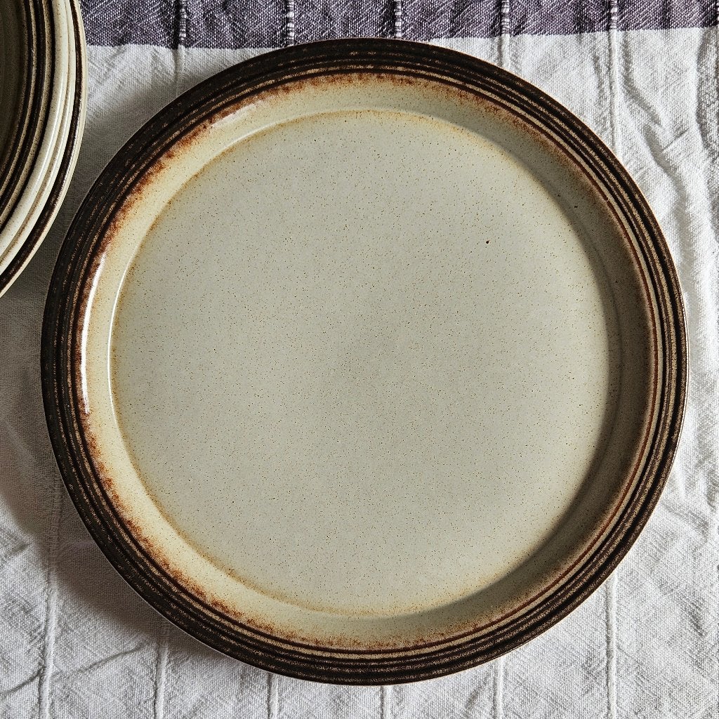 Gerzit seventies plat bord dinerbord | per stuk, Keramiek, Ophalen of Verzenden, Zo goed als nieuw, Overige stijlen