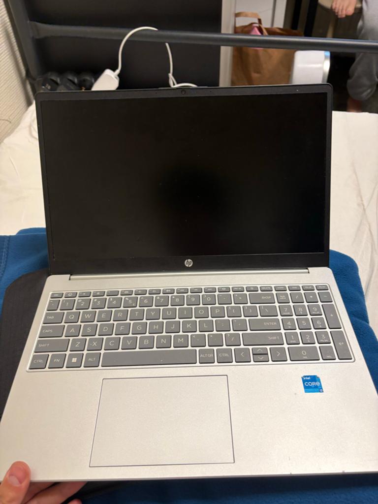 HP Laptop met Intel Core i3, 8GB RAM, 512GB SSD, Computers en Software, Windows Laptops, Gebruikt, SSD, 8 GB, Ophalen of Verzenden