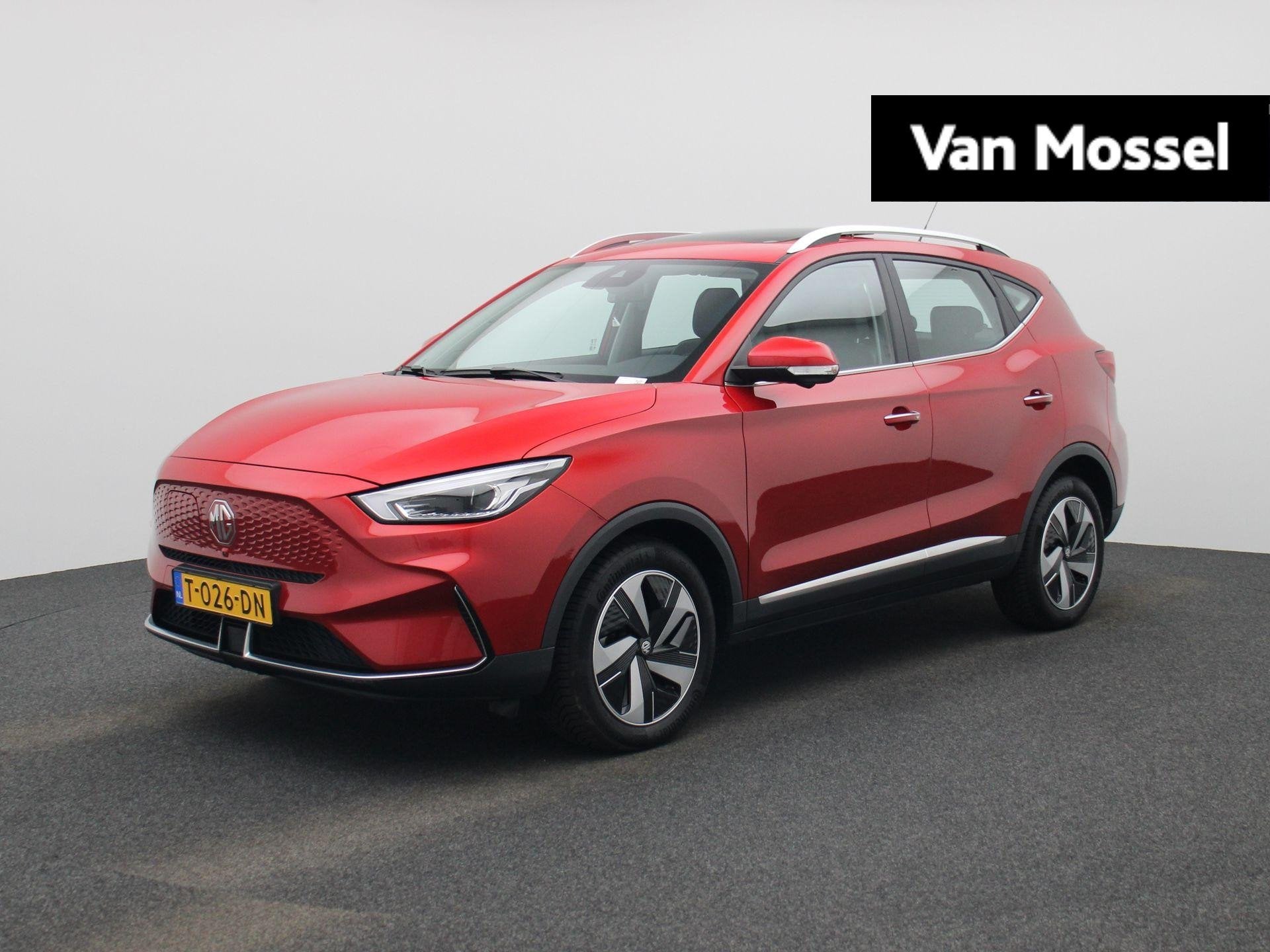 MG ZS EV Long Range Luxury 70 kWh | Leder | Panoramadak | 36, Auto's, MG, 12 maanden, Gebruikt, ZS, Origineel Nederlands