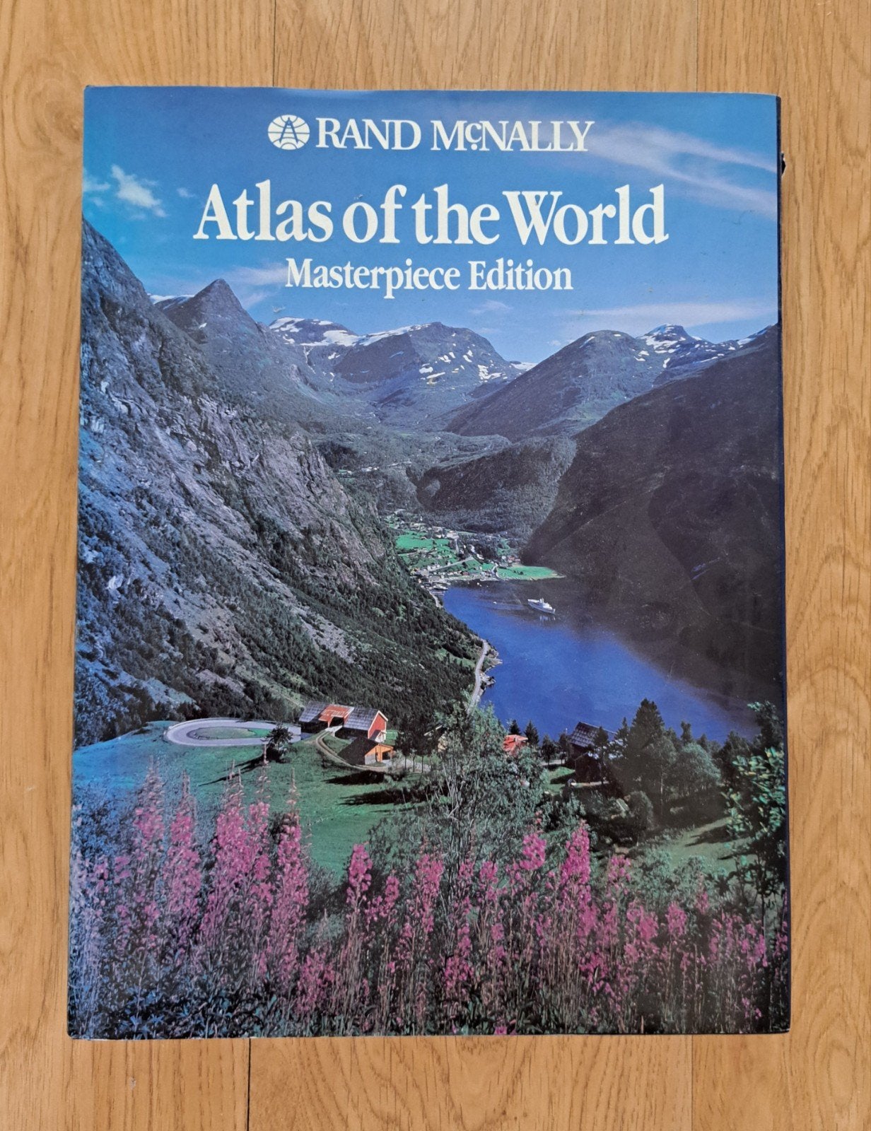 Rand McNally Atlas of the World Masterpiece Edition, Gelezen, Overige atlassen, Ophalen of Verzenden, Wereld
