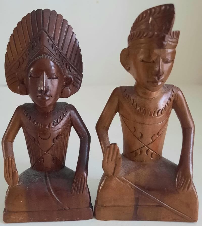 2 Hand gesneden mahoniehouten beeldjes, Antiek en Kunst, Kunst | Beelden en Houtsnijwerken, Ophalen of Verzenden, Hout, Buste
