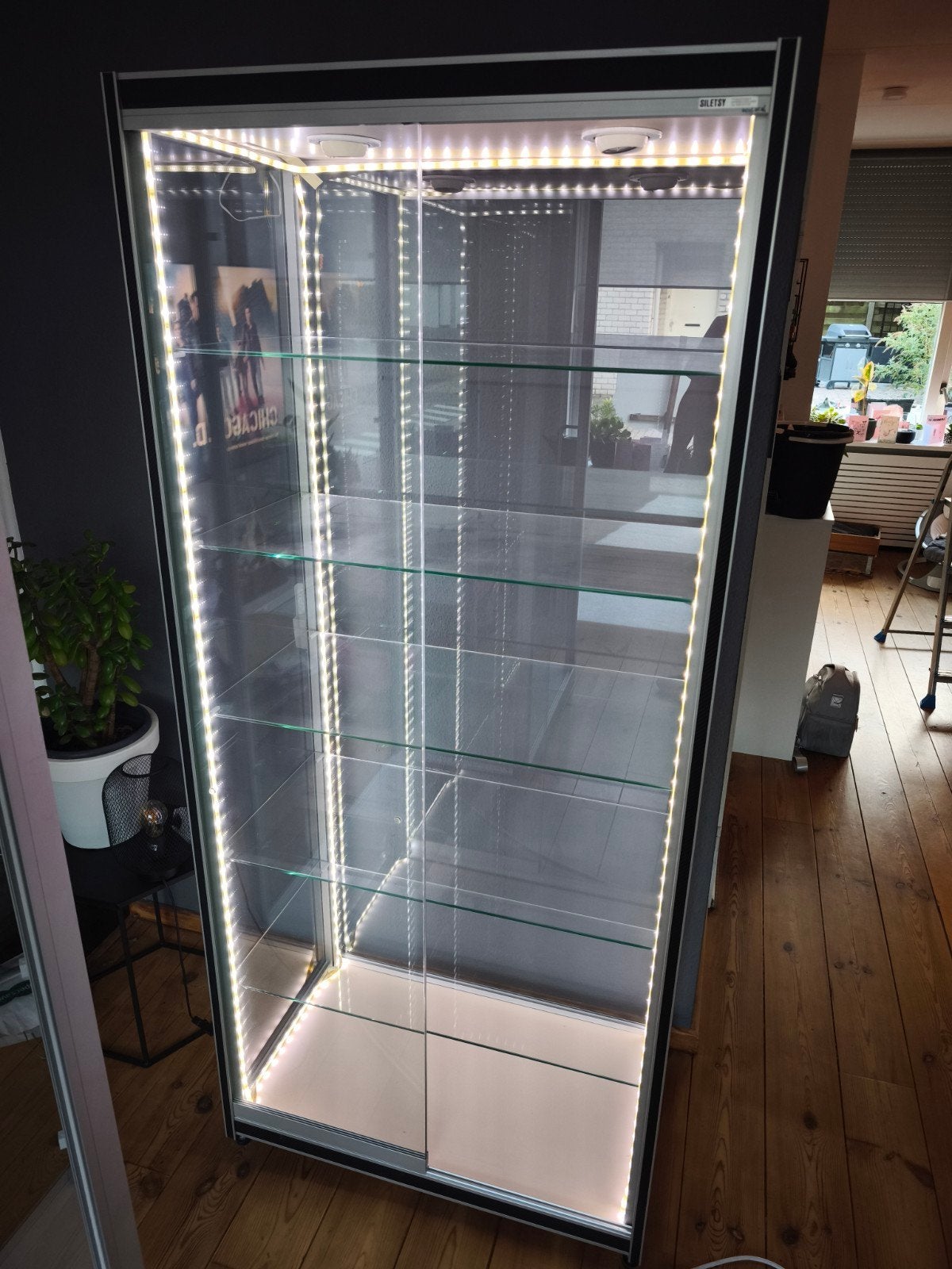 Siletsy vitrinekast glas (modelauto,beelden etc), Ophalen, Gebruikt, 50 tot 100 cm, Glas