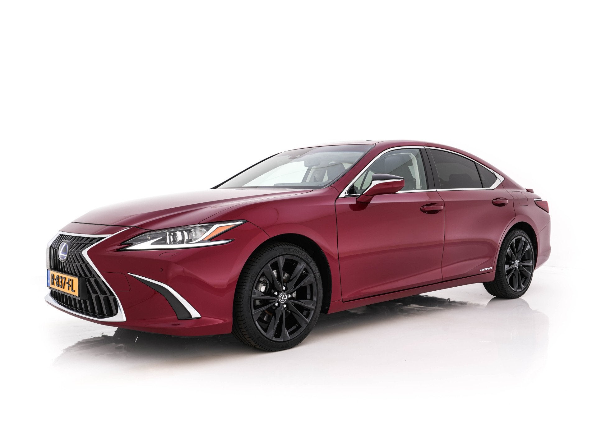 Lexus ES 300h Business Line (INCL-BTW) Aut. *PANO | LEATHER, Gebruikt, 4 cilinders, 2487 cc, 1655 kg
