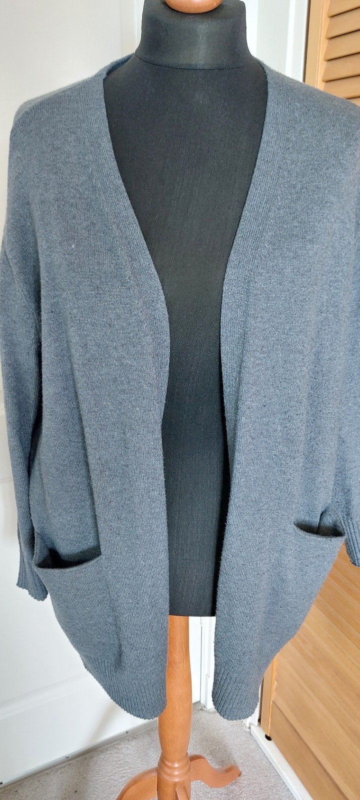 Christian Berg Woman grijs vest maat XL, Maat 46/48 (XL) of groter, Christian Berg Woman, Ophalen of Verzenden, Grijs