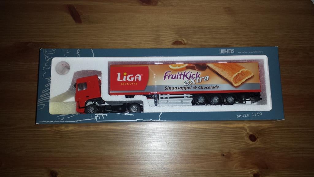 Lion Toys Liga FruitKick Extra Vrachtwagen Model 1:50, Hobby en Vrije tijd, Modelbouw | Auto's en Voertuigen, Nieuw, Truck, 1:32 tot 1:50