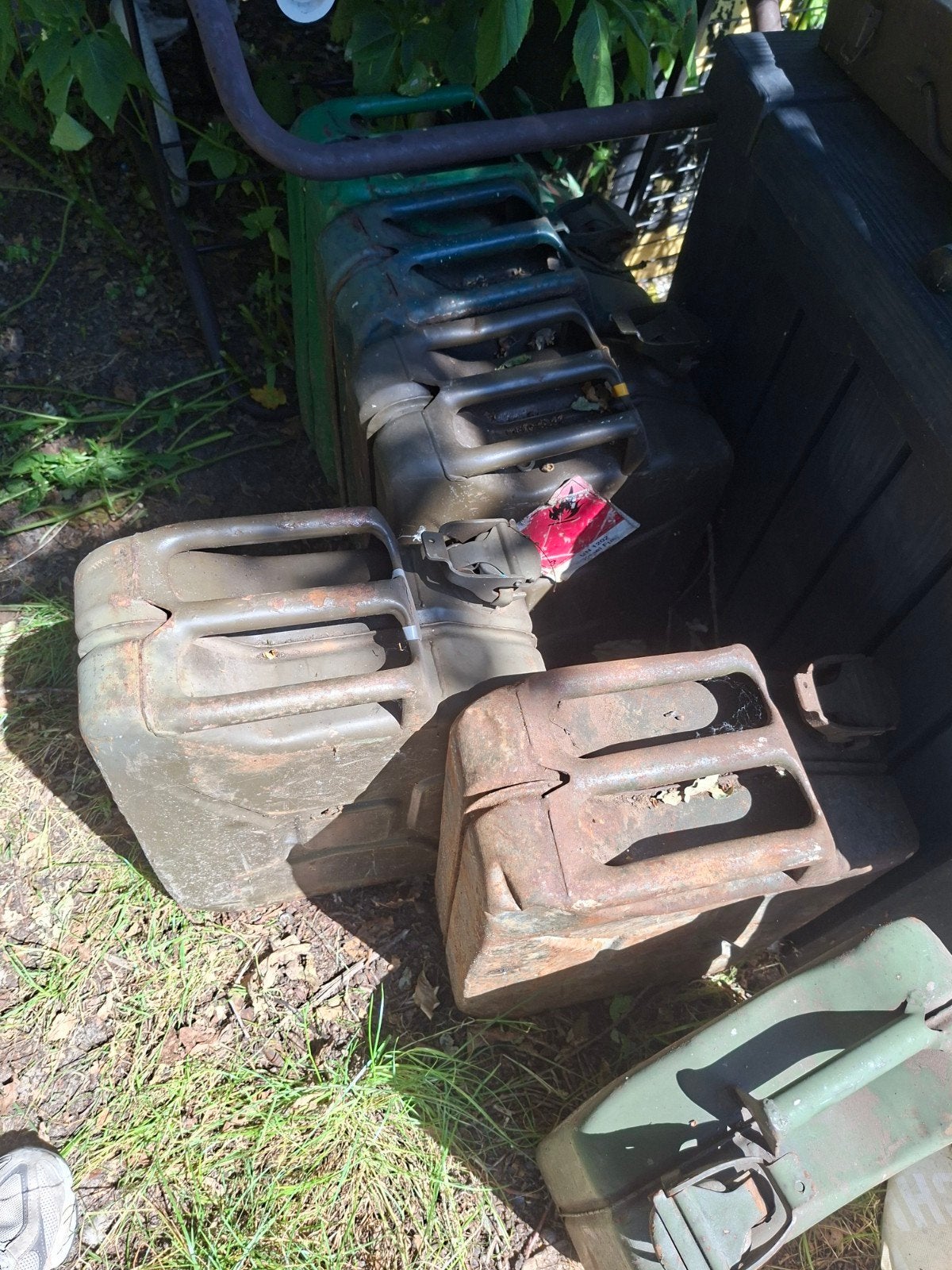 Oude Jerrycans - Diverse Maten en Condities, Ophalen, Gebruikt, Universele onderdelen