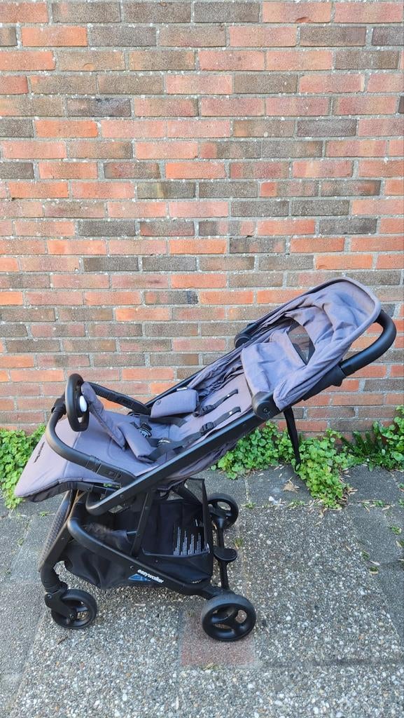 Nette Easywalker Miley2 Buggy – Grijs (Incl hoes), Ophalen of Verzenden, Zo goed als nieuw, Regenhoes