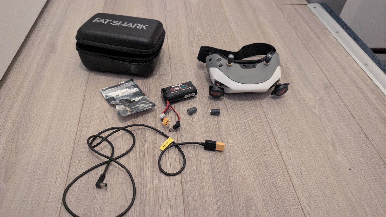 FPV goggles digital Fat Shark Dominator HD Headset, Ophalen of Verzenden, Zo goed als nieuw