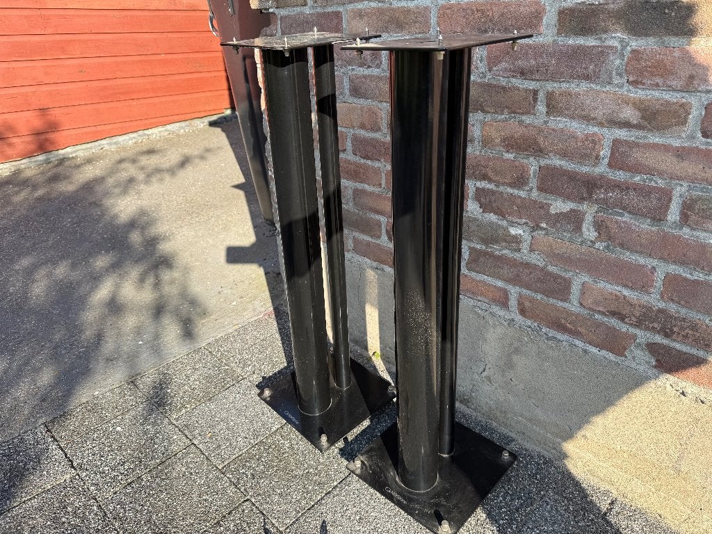 Norstone Stylum 2 luidspreker standaard zwart, Muziek en Instrumenten, Standaards, Ophalen of Verzenden, Gebruikt, Muziekstandaard