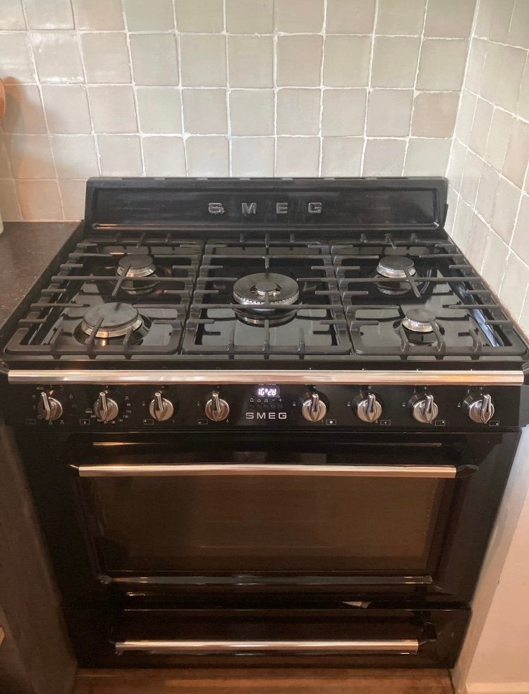 SMEG Victoria fornuis 90 cm zwart – 5-pits, Ophalen, Gebruikt, 60 cm of meer, Gas