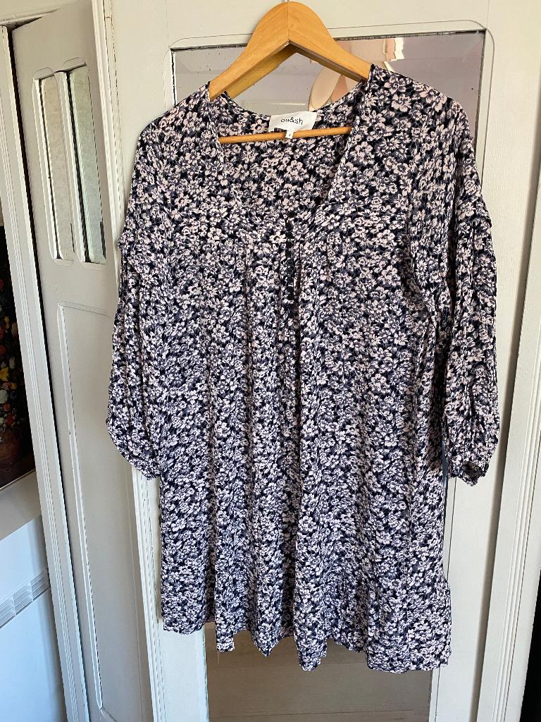 Jurk ba&sh zwart maat 0 XS 34 bloemen, Zwart, Ophalen of Verzenden, Zo goed als nieuw, Maat 34 (XS) of kleiner