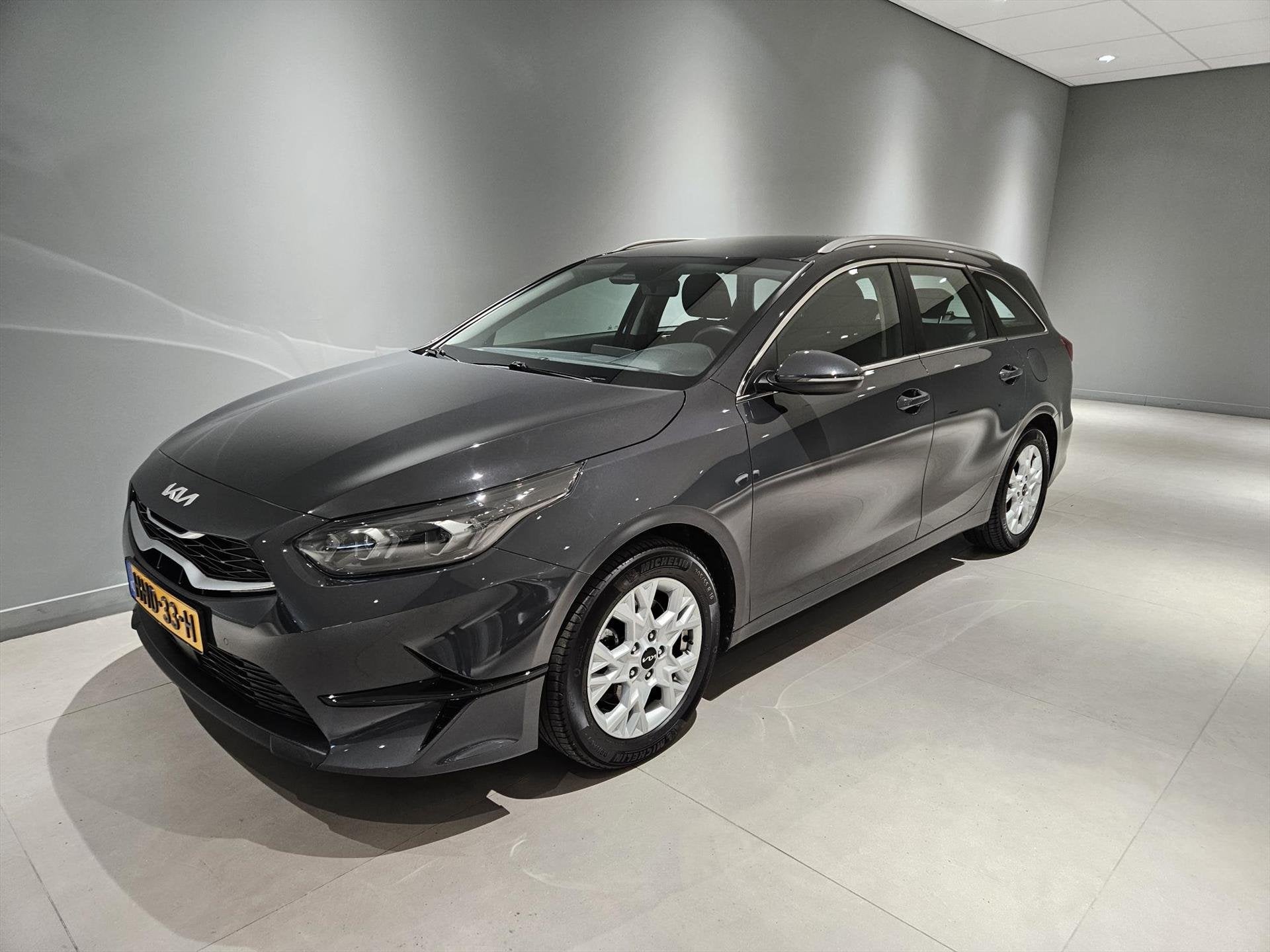 KIA Ceed Sw 1.0 T-GDi 100pk DynamicLine Navi/ Clima/ Cruise, Auto's, Voorwielaandrijving, 12 maanden, Stof, Gebruikt