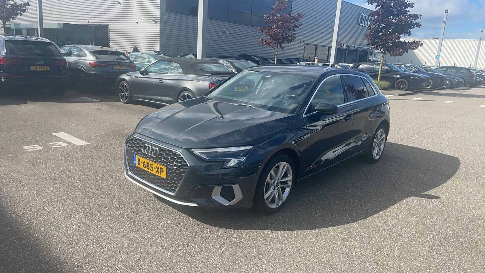 Audi A3 40 TFSIE 204pk 2021 Grijs, Auto's, 4 cilinders, 1395 cc, Te koop, 750 kg