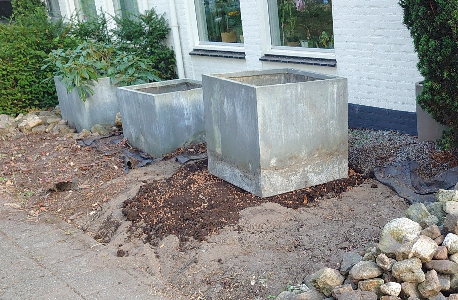 Grote betonlook bakken 75x75x75cm - Vierkant, Ophalen, Kunststof, Gebruikt, 40 cm of meer