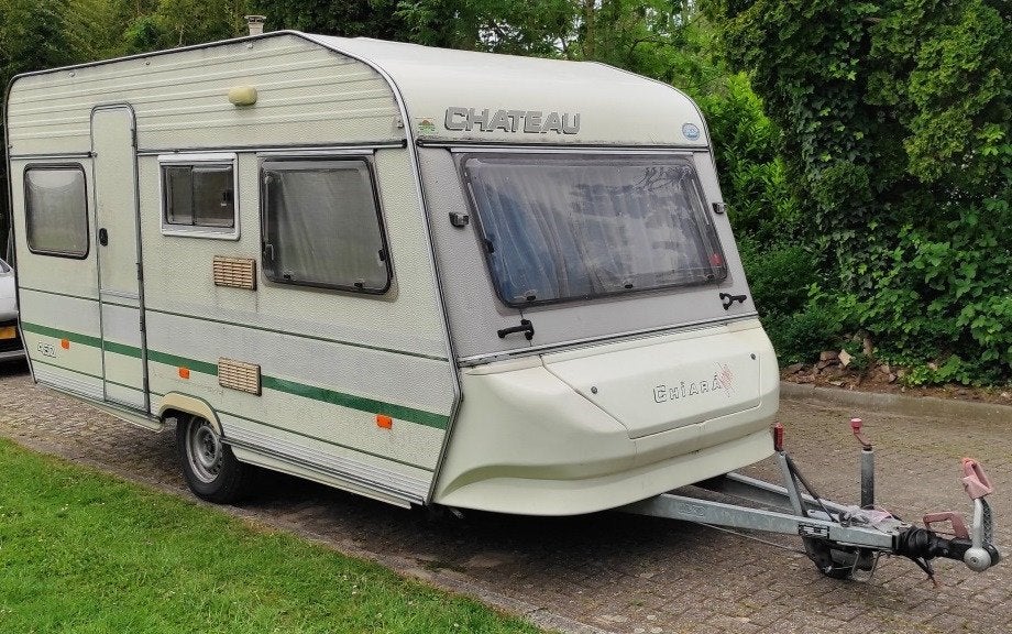 Chateau Chiara Trophee 450, Caravans en Kamperen, Dwarsbed, 750 - 1000 kg, Particulier, Tot en met 4