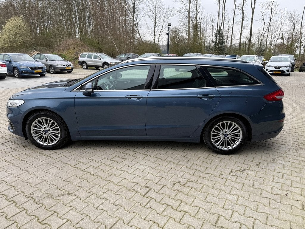 Ford Mondeo Wagon 2.0 IVCT HEV Titanium, Gebruikt, 4 cilinders, Mondeo, Blauw