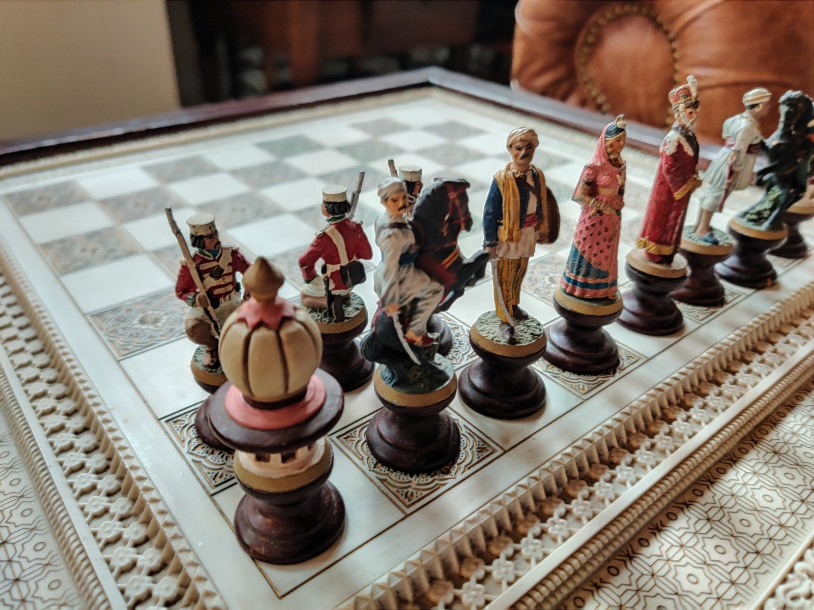 Antieke Franklin Mint Raj schaaktafel met schaakstukken, Een of twee spelers, Ophalen, Zo goed als nieuw, Franklin Mint