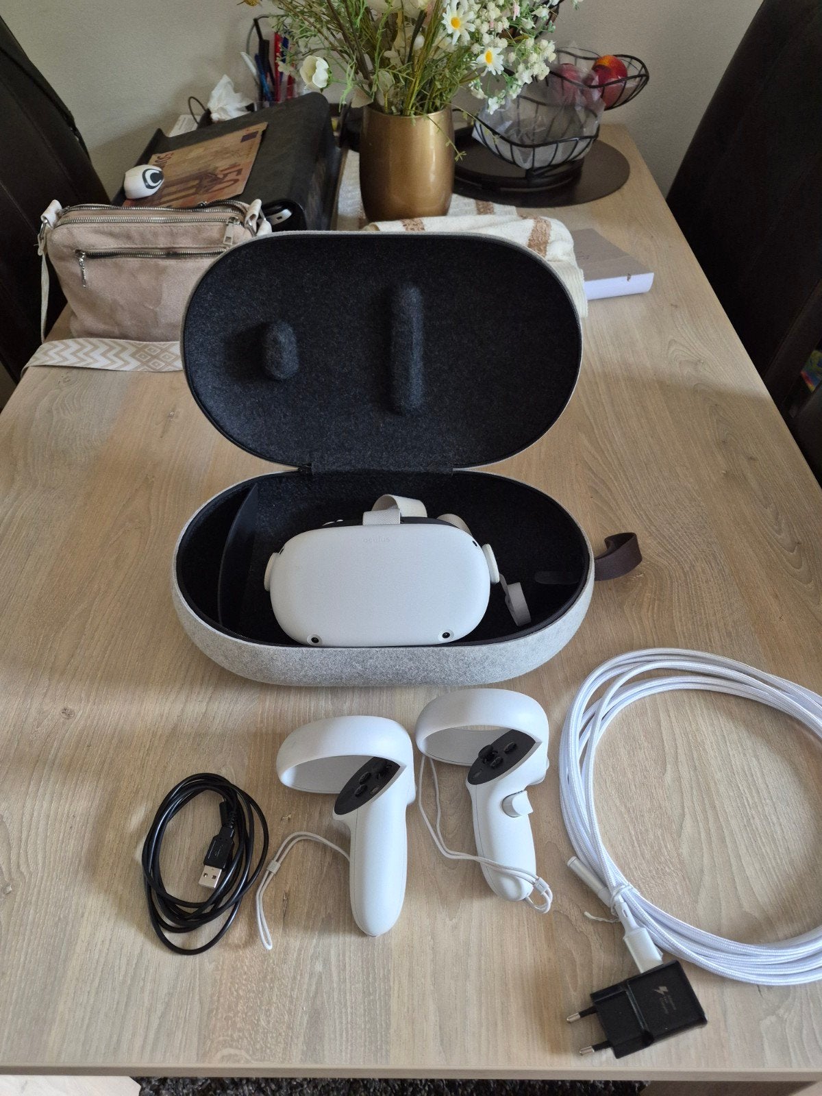 Oculus Meta Quest 2, Ophalen of Verzenden, Zo goed als nieuw, VR-bril, Overige platformen