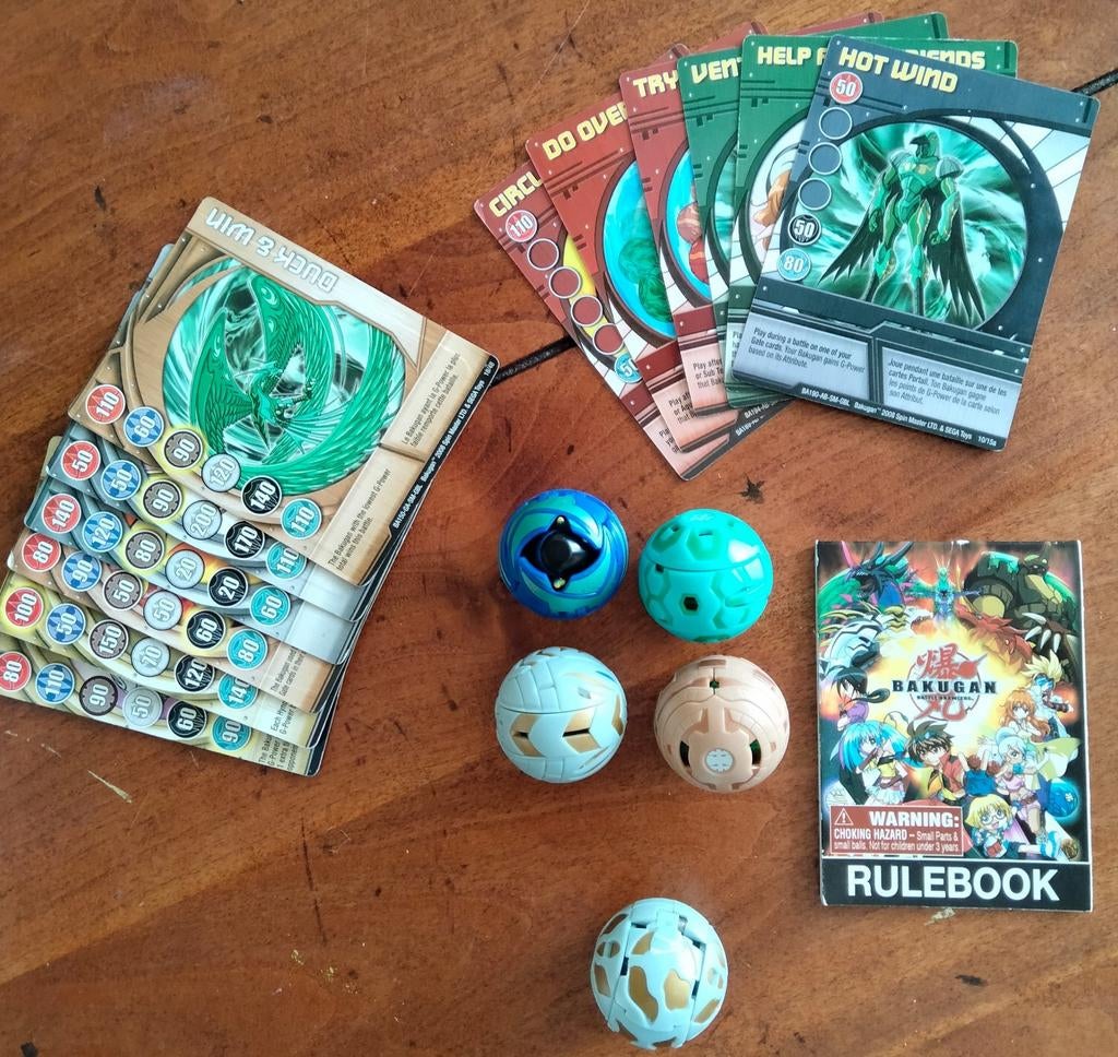 Bakugan Battle Brawlers. Kaarten en balletjes/figuurtjes., Ophalen of Verzenden, Gebruikt