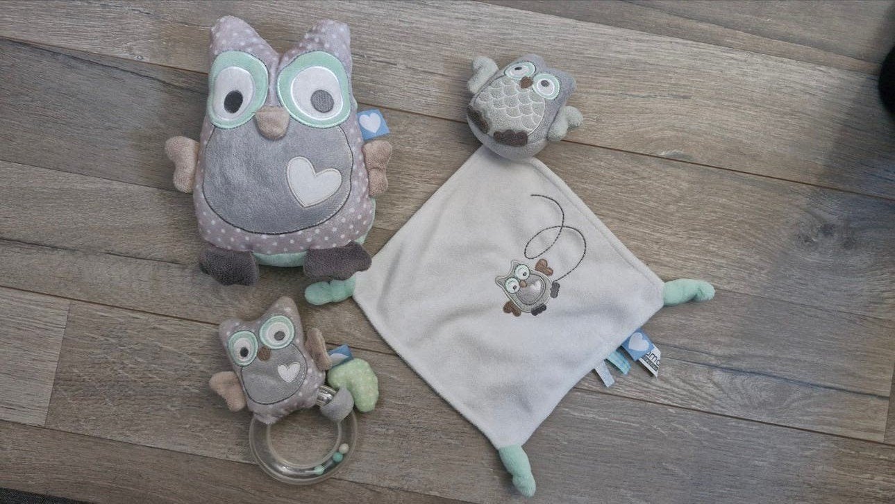 Tiamo knuffeldoekje, rammelaar en knuffel, Ophalen of Verzenden, Zo goed als nieuw, Rammelaar