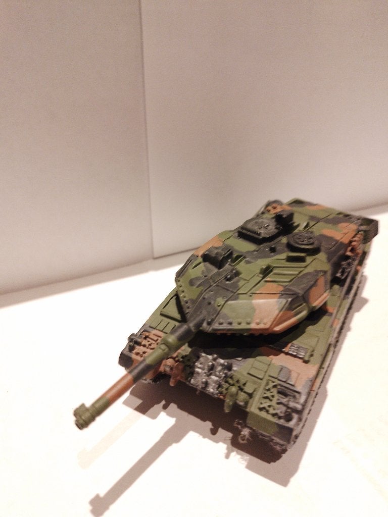 leopard tank, Ophalen of Verzenden, Zo goed als nieuw, Overige typen, Herpa