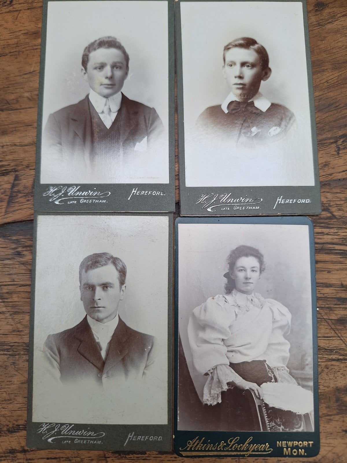 4 antieke kabinetfoto's van personen, ca. 1890-1910, Verzamelen, Gebruikt, Foto, Ophalen of Verzenden, Voor 1940