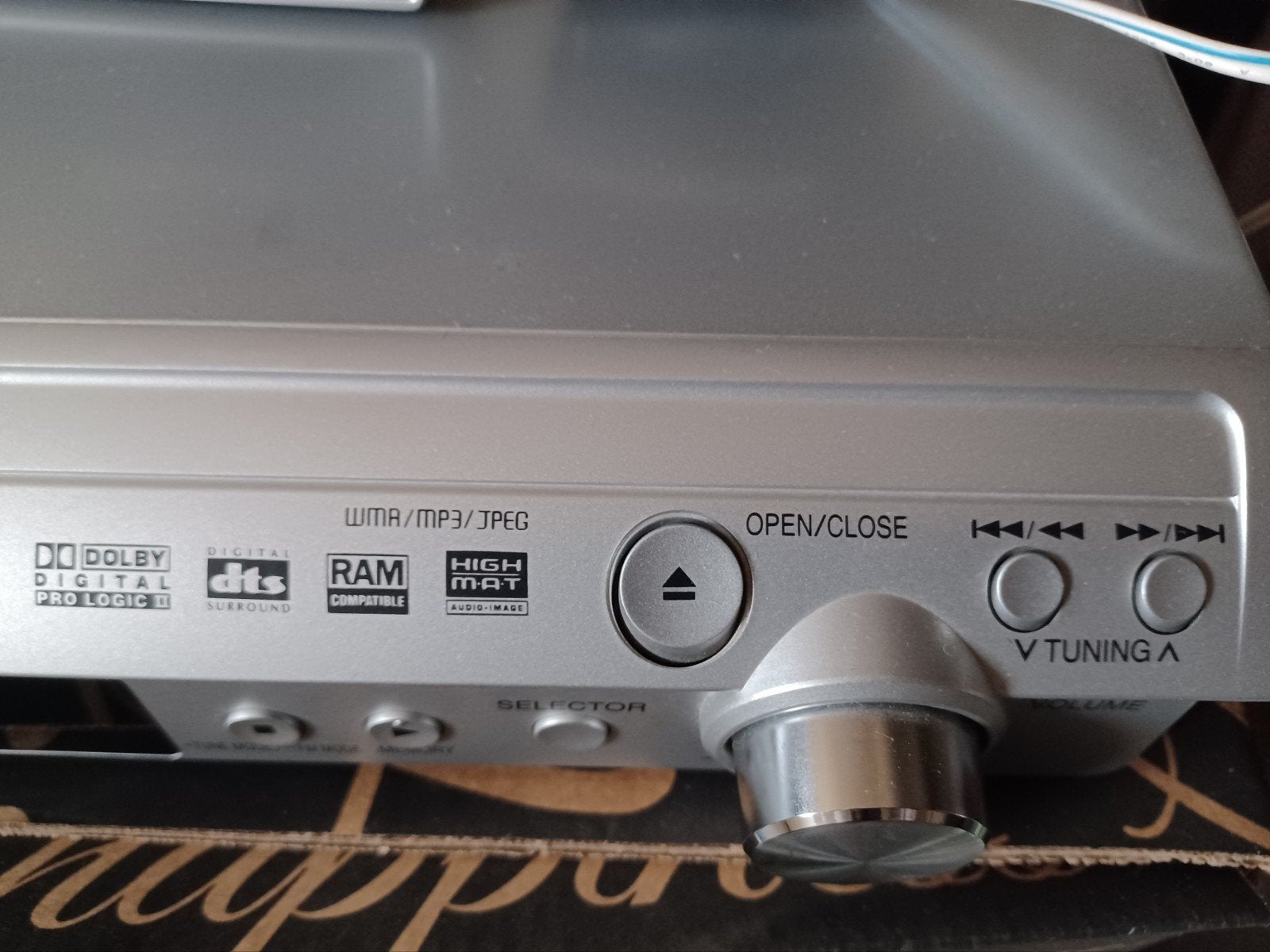 Dvd huisbioscoop, geluidssysteem en tv, Ophalen of Verzenden, Zo goed als nieuw
