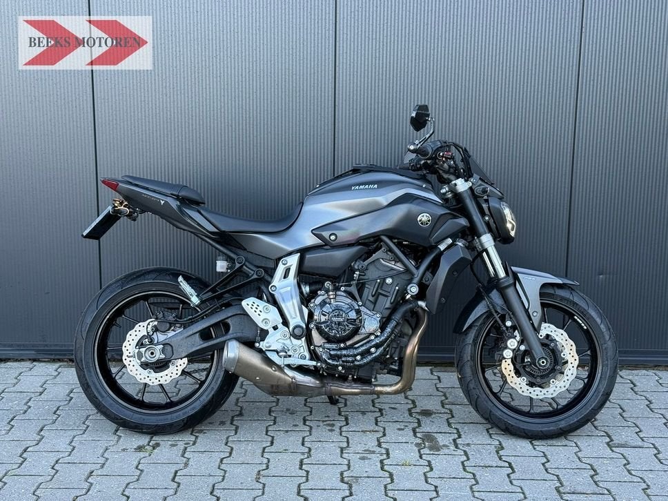NETTE YAMAHA MT 07 ABS (bj 2016) 34.145 km - Led, 35KW/A2, 2 cilinders, Bedrijf, Onbekend, YAMAHA