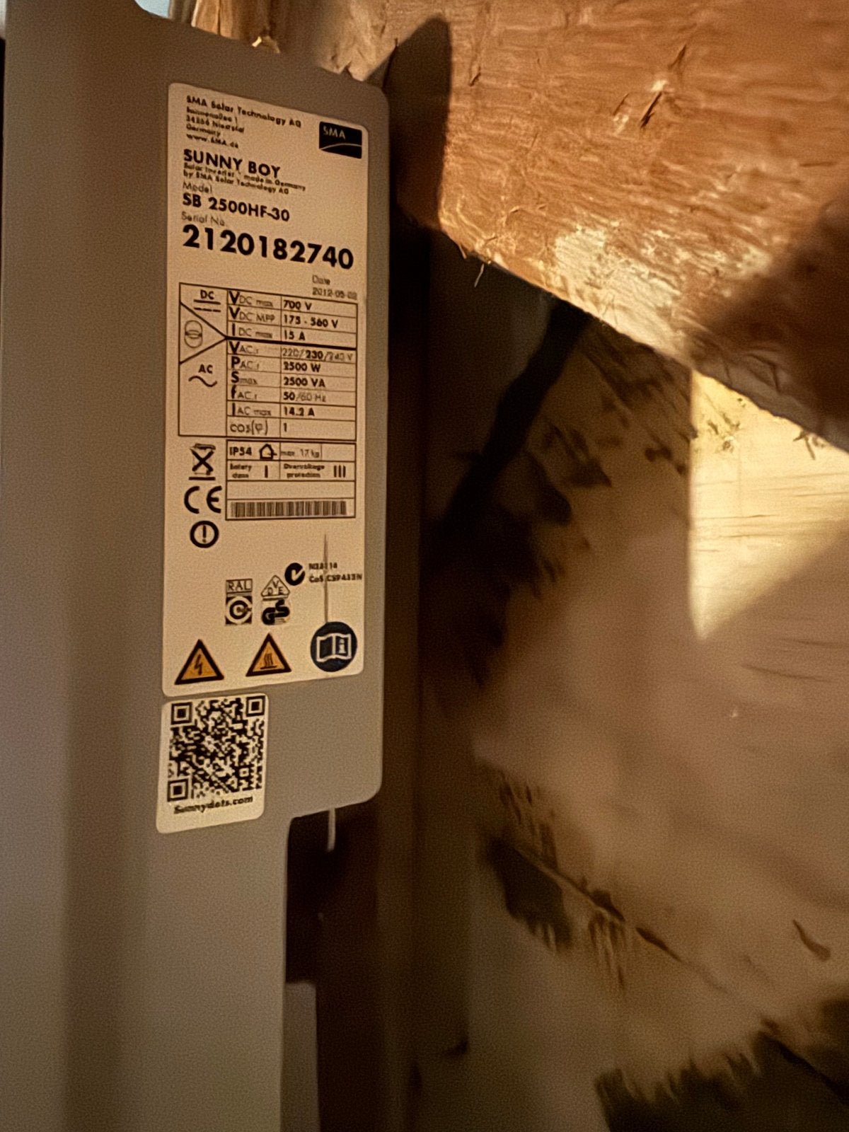 12 Zonnepanelen Astro Energy 240w + SMA Sunny Boy omvormer, Doe-het-zelf en Verbouw, Ophalen, Gebruikt, Compleet systeem, 200 wattpiek of meer