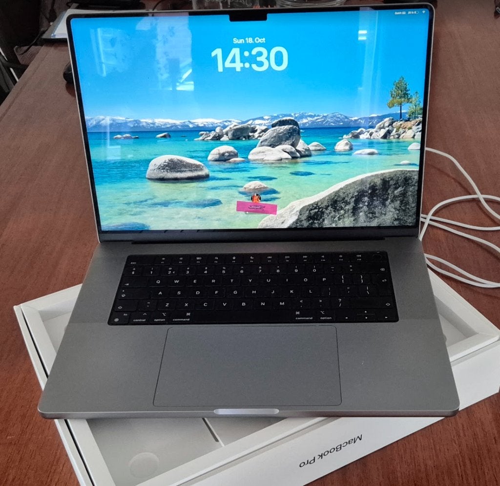 Apple MacBook Pro 2021 16" M1 Max 10 Core, MacBook Pro, 1 TB of meer, 64 GB of meer, Qwerty