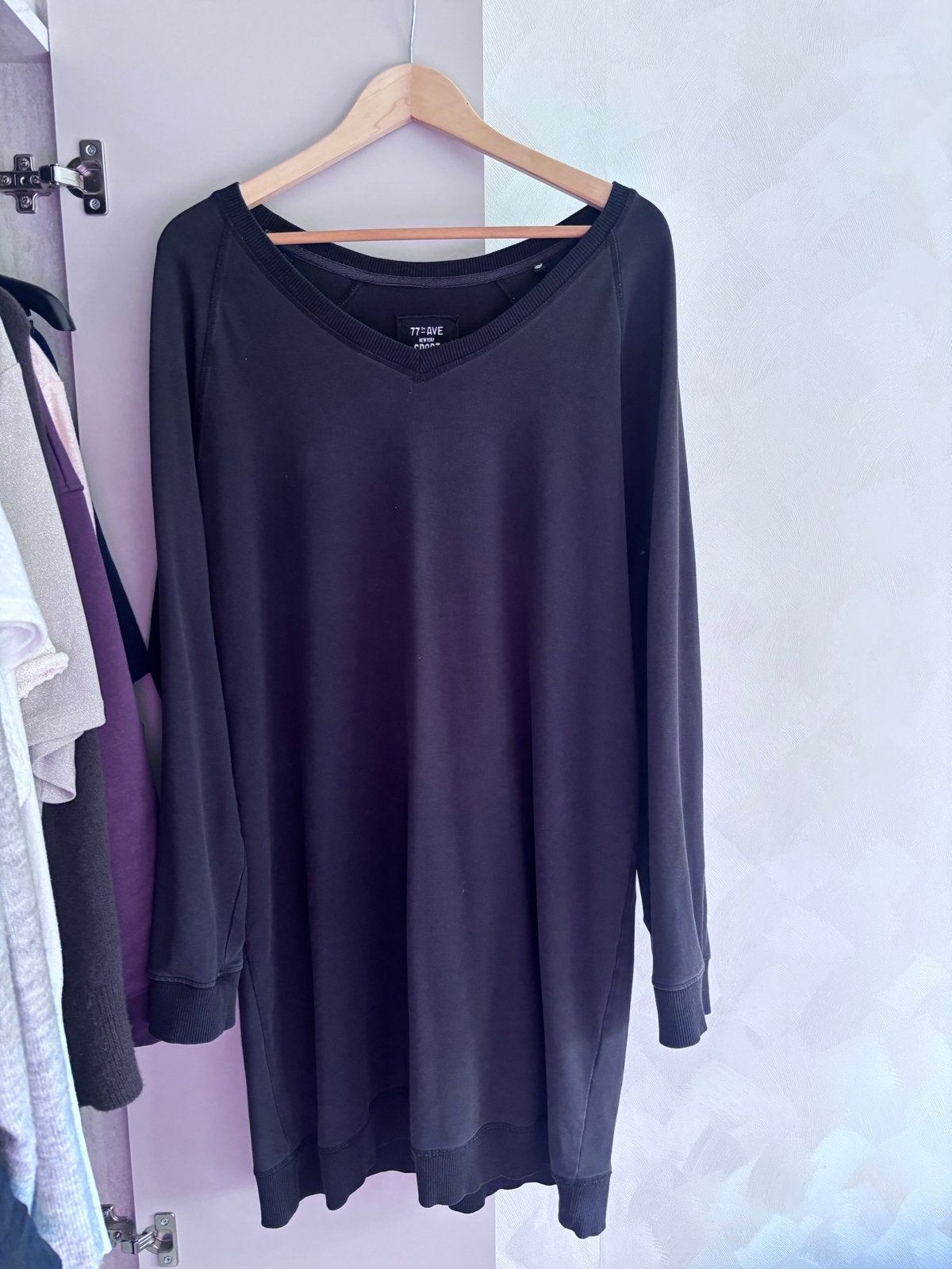 Lange trui van ZOSO, Kleding | Dames, Zwart, Maat 46/48 (XL) of groter, Ophalen of Verzenden, Gedragen