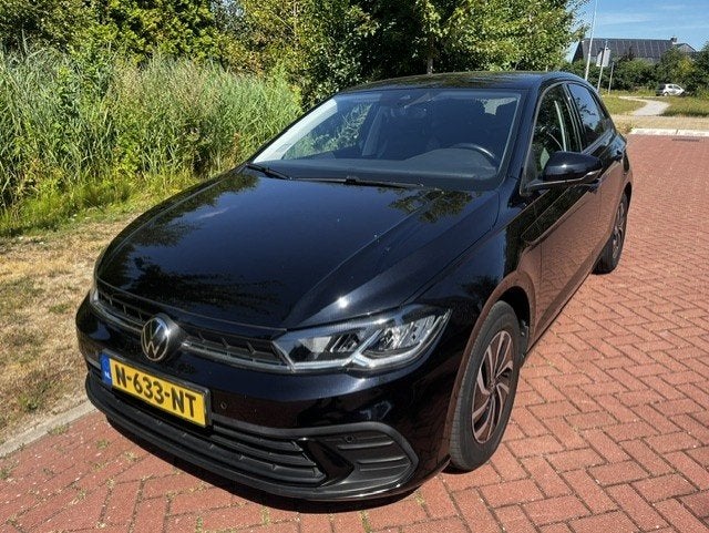 Volkswagen Polo 1.0 TSI Life (bj 2021, semi-automaat), Auto's, Gebruikt, 95 pk, 1104 kg, Origineel Nederlands