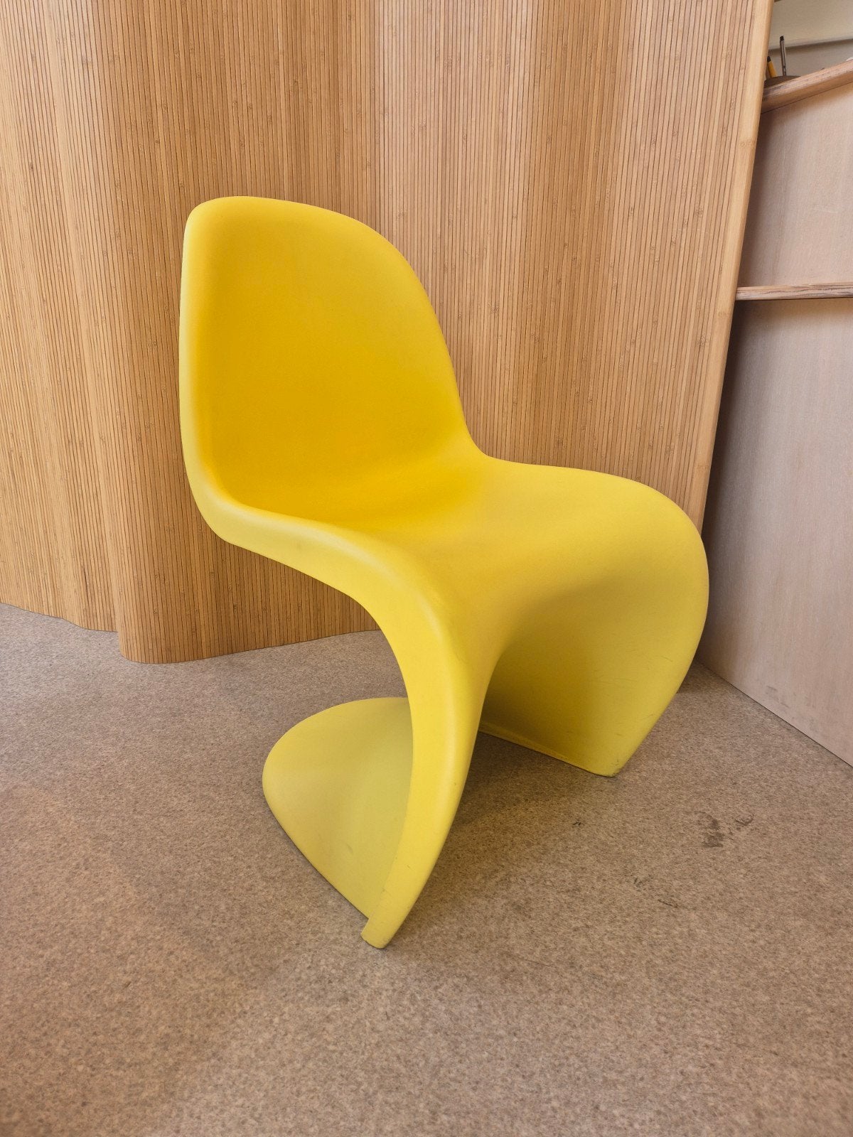 Vitra Panton Chair - Geel - Verner Panton Design, Kunststof, Gebruikt, Overige kleuren, Ophalen of Verzenden