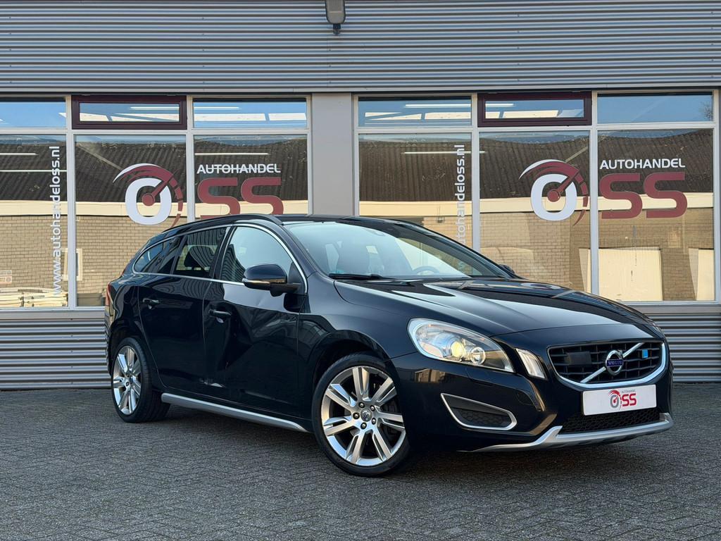 Volvo V60 2.0T Summum (bj 2010, automaat), Euro 5, 1502 kg, 4 cilinders, Zwart
