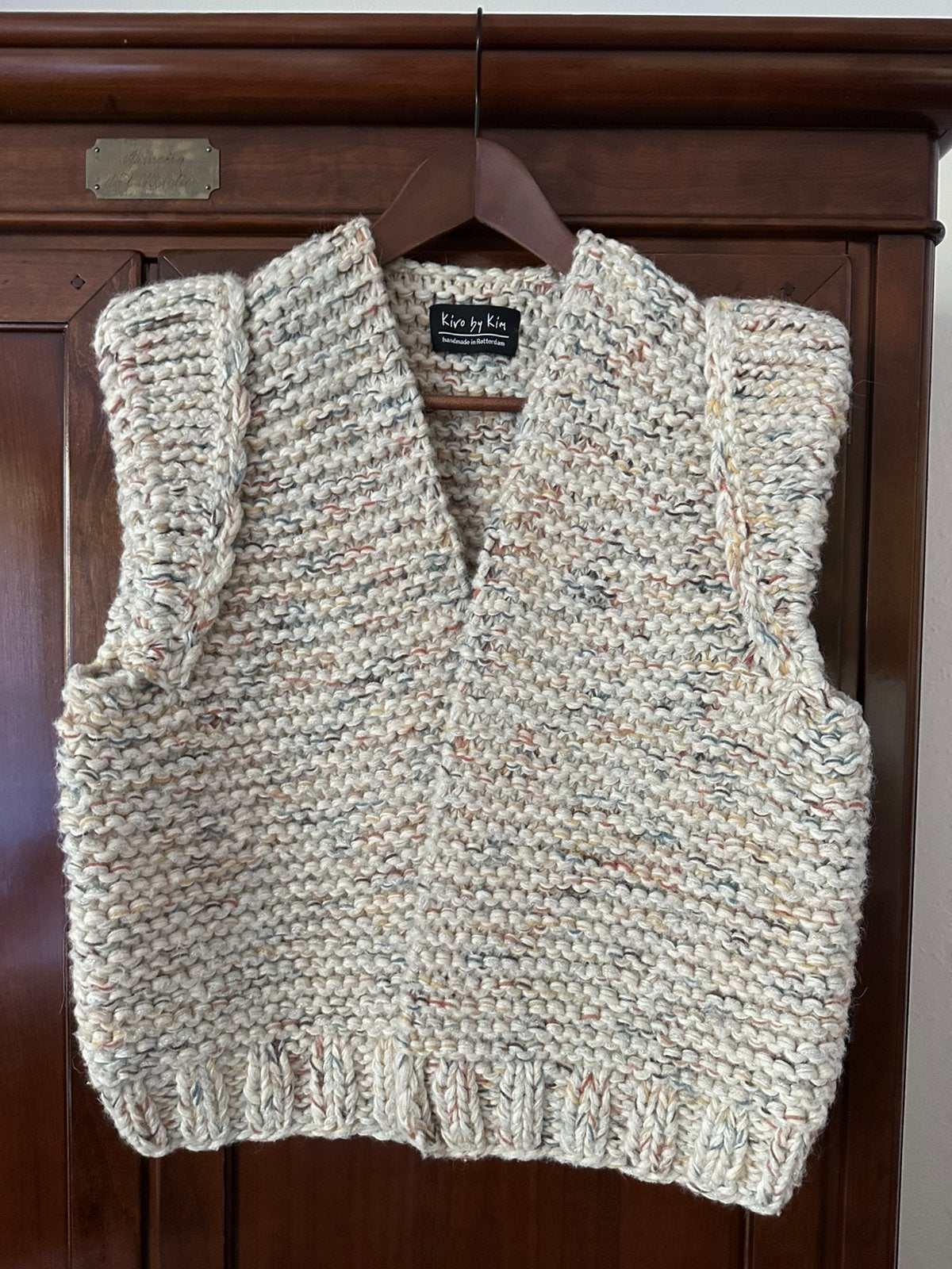 Kiro by Kim Gilet Nieuw, Verzenden, Nieuw, Maat 38/40 (M), Meerkleurig