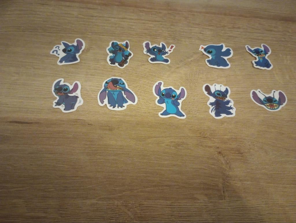10 verschillende Lilo en Stitch stickers, Ophalen of Verzenden, Nieuw, Meerdere stickers