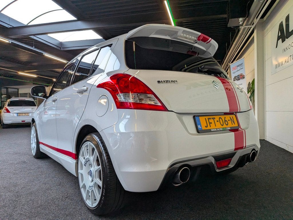 Suzuki Swift 1.6 Sport Xenon |*Carplay |8 STUKS |Nieuwstaat, Auto's, Suzuki, Voorwielaandrijving, Gebruikt, 4 cilinders, 400 kg