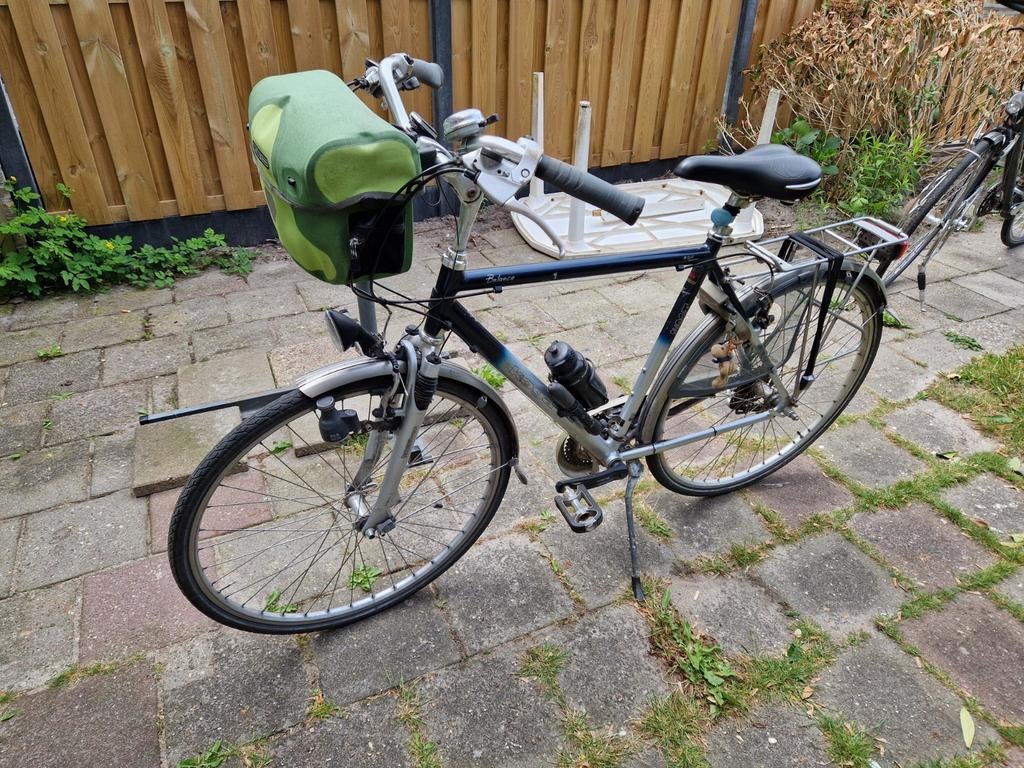Koga Miyata toerfiets met versnellingen en fietstas, Gebruikt, Velgrem, Versnellingen, 57 tot 61 cm