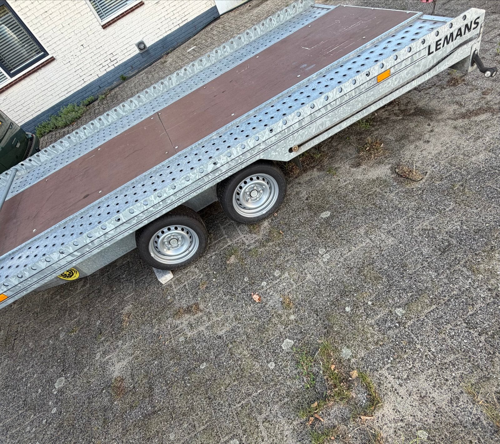 Humbaur Le Mans autotransporter / 2011 / 3000 kg, Ophalen, Gebruikt