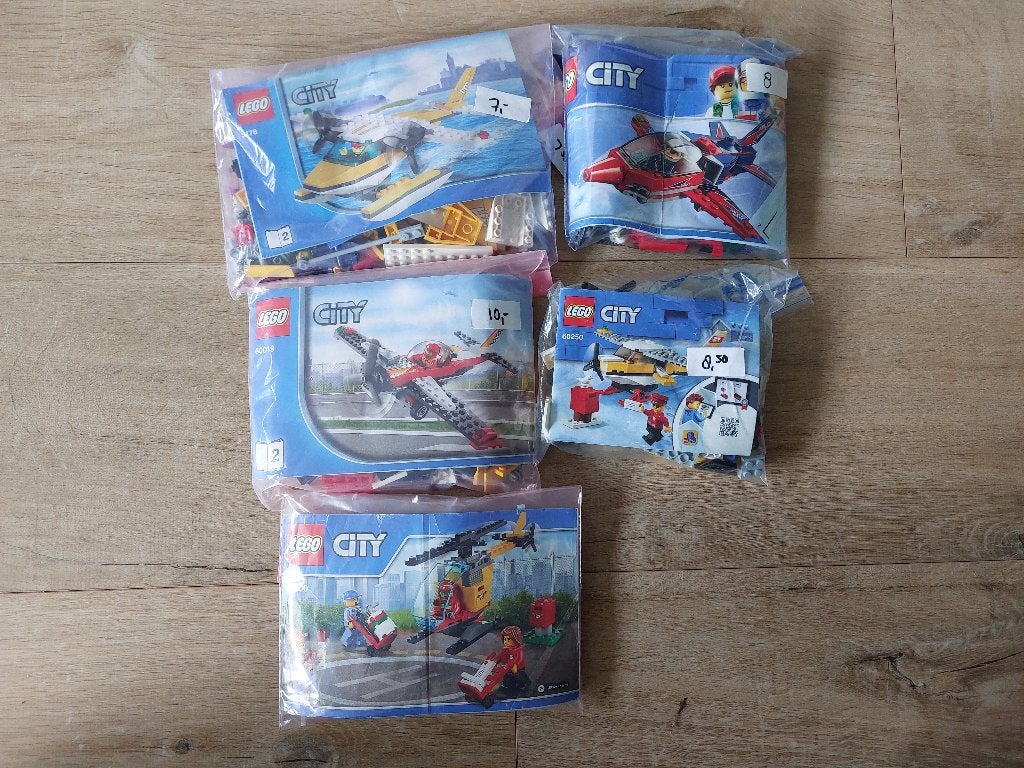 Partij van 5 Lego City thema: vliegtuigjes, City, Gebruikte blokjes met nopjes, Lego, Ophalen of Verzenden