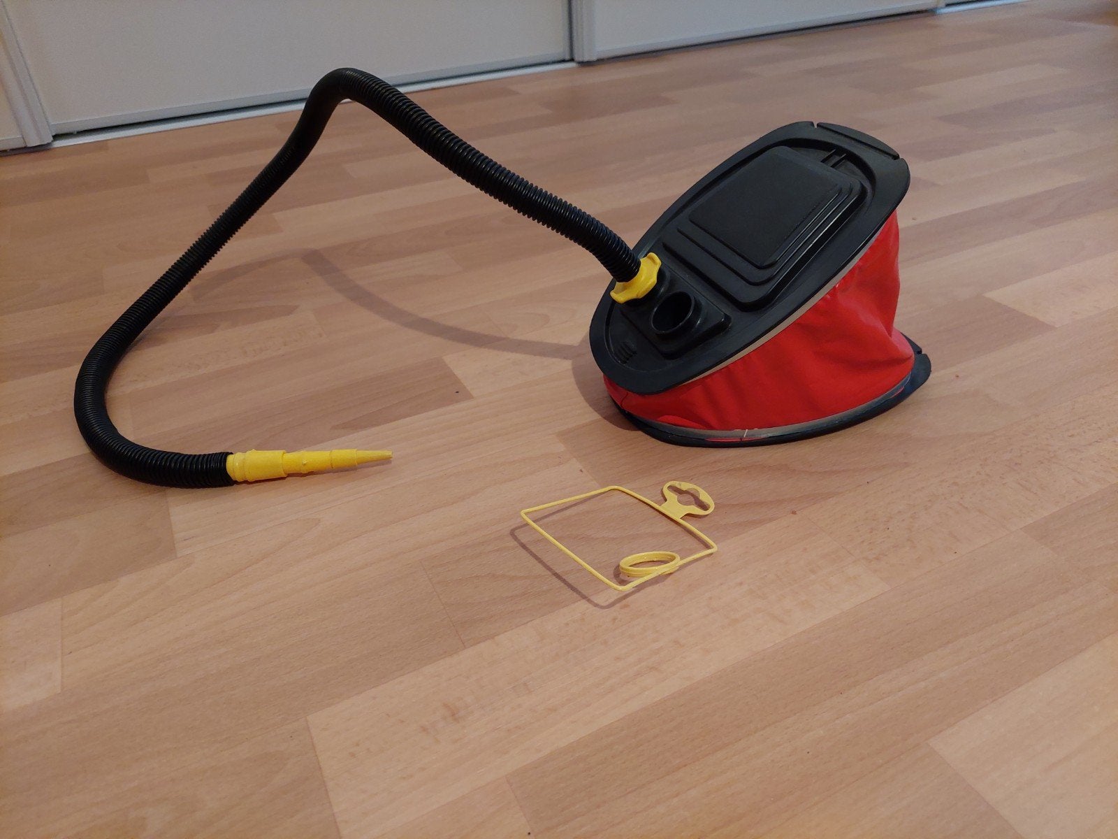 Voetpomp, Ophalen